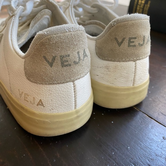 Veja womens sneaker - Picture 4 of 6